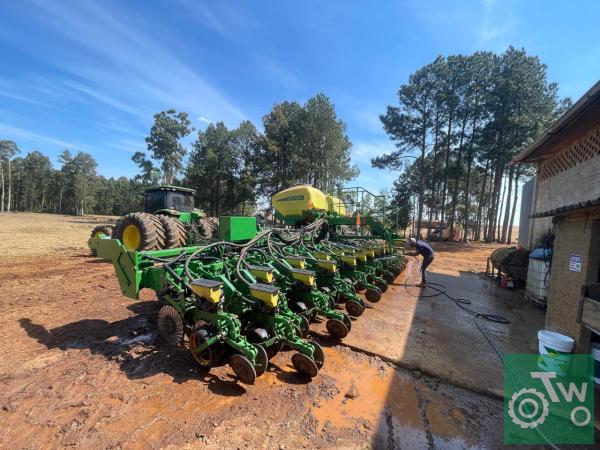 https://www.tratorbr.com.br/images/machinery/665734a56f255WhatsApp Image 2024-05-22 at 19.19.21.jpeg